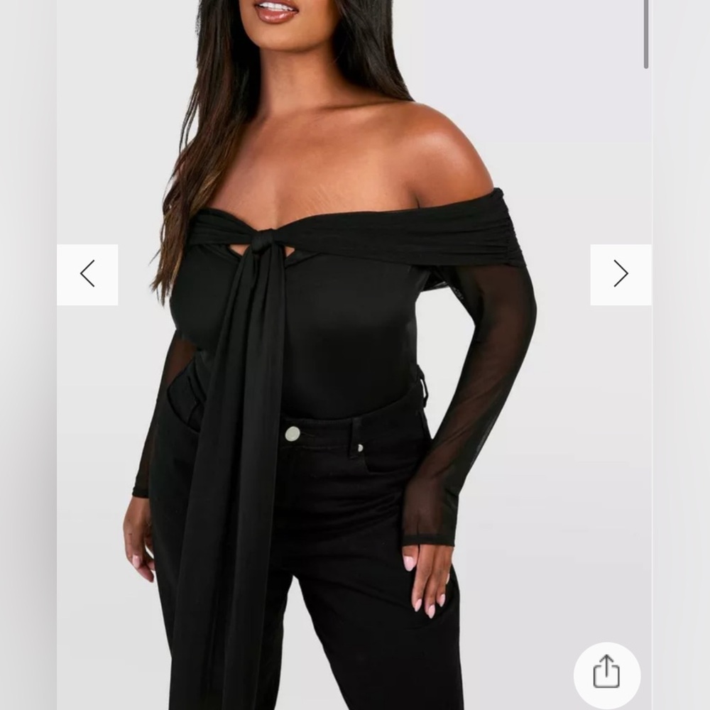 NWT PLUS LONG SLEEVE KEYHOLE BODYSUIT